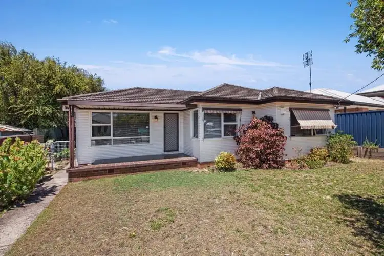 40 Daffodil. Dr, Woy Woy NSW 2256