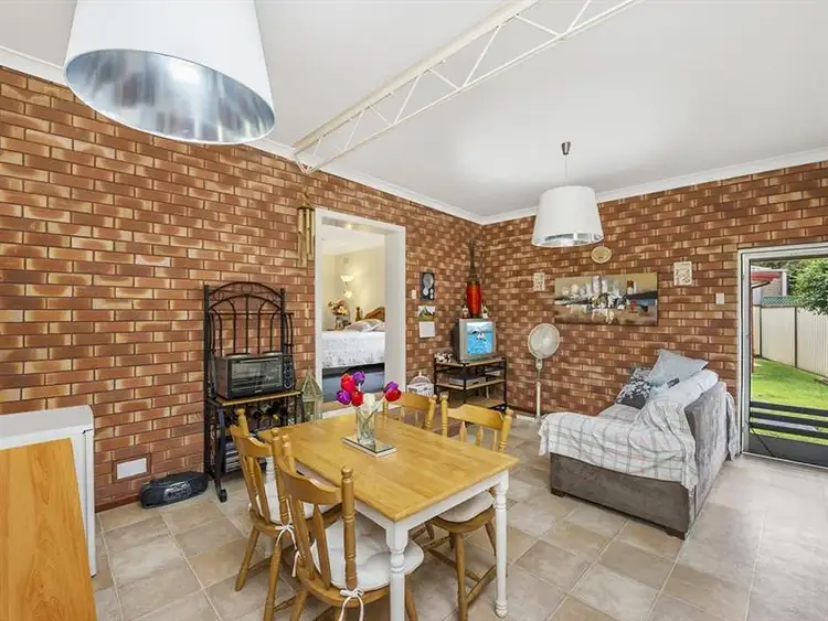 Seventh view of Homely house listing, 107 Natuna  Ave, Budgewoi NSW 2262