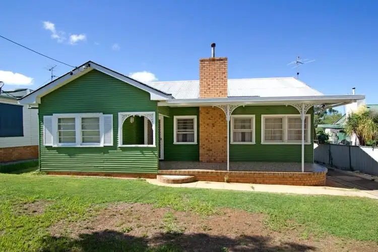 151 Piper St, Tamworth NSW 2340