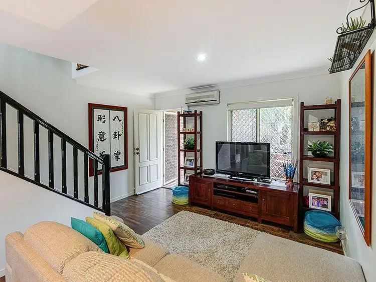 Sixth view of Homely townhouse listing, 2/40 Yeronga St, Yeronga QLD 4104