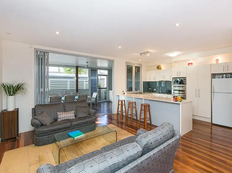 Second view of Homely house listing, 7/14 Andrew Ave, Tarragindi QLD 4121