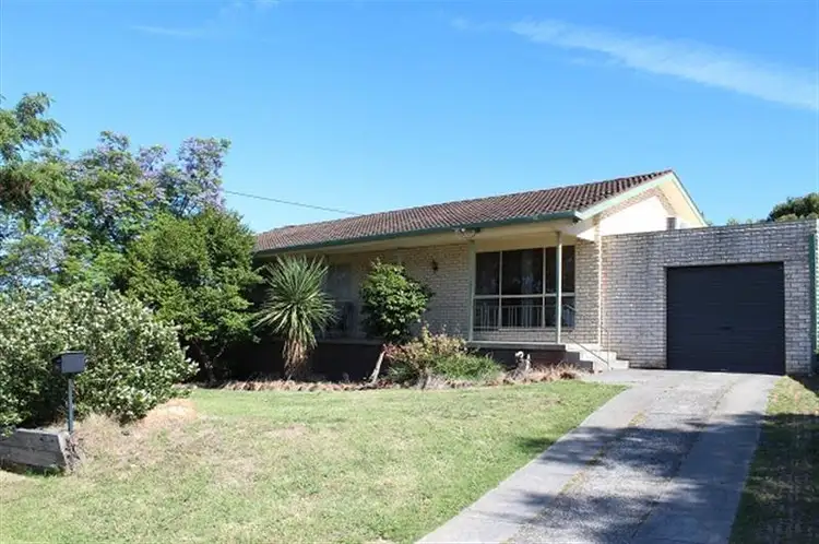 288 Cheyenne Dr, Lavington NSW 2641