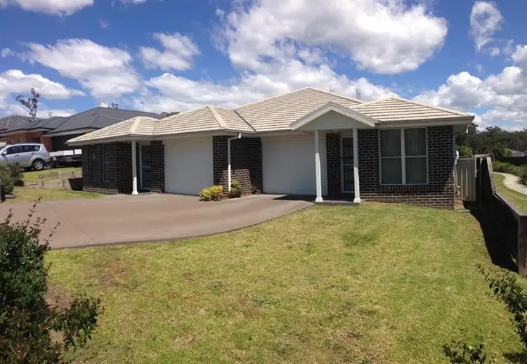 11 Macgowan St, East Maitland NSW 2323