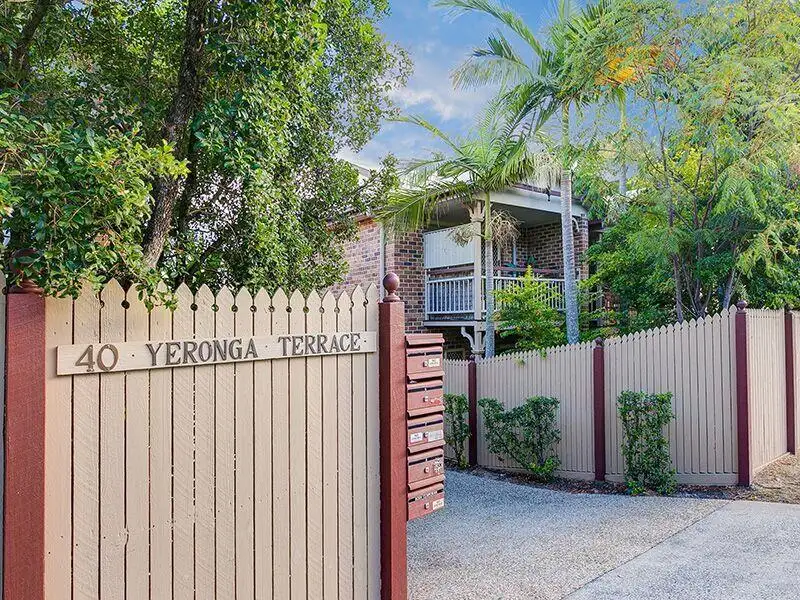 Main view of Homely townhouse listing, 2/40 Yeronga St, Yeronga QLD 4104