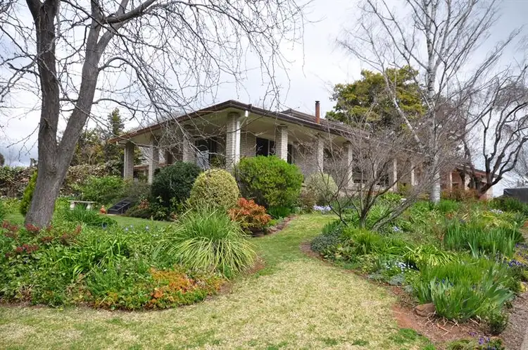 1 Rymills  Lane, Orange NSW 2800