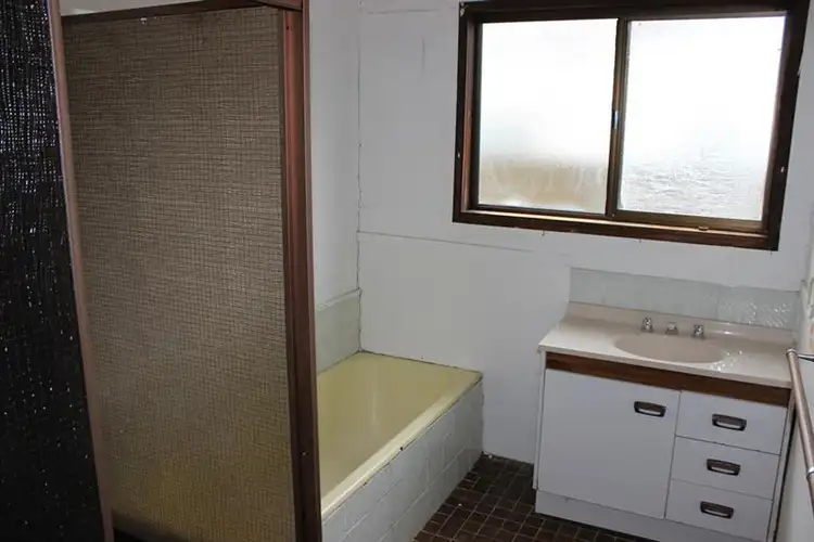 Fifth view of Homely house listing, 18 Goode St, Dubbo NSW 2830