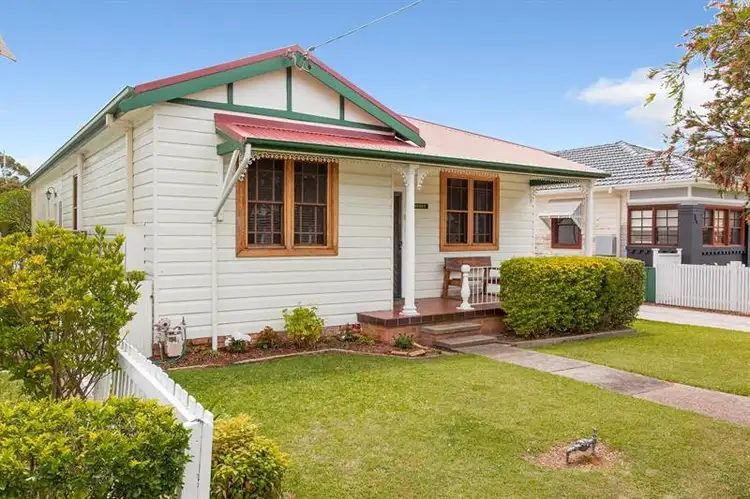 112 Lockyer St, Adamstown NSW 2289