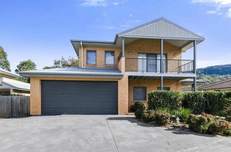 2B Lachlan  St, Thirroul NSW 2515