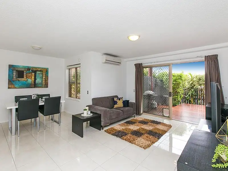 Main view of Homely apartment listing, 2/14 Paragon St, Yeronga QLD 4104