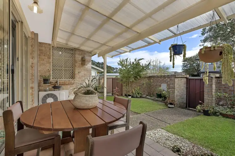 2/15 Pozieres Avenue, Umina Beach NSW 2257