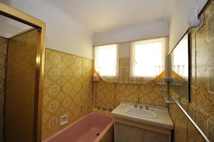 Seventh view of Homely house listing, 17 Alkira Way, Orange NSW 2800