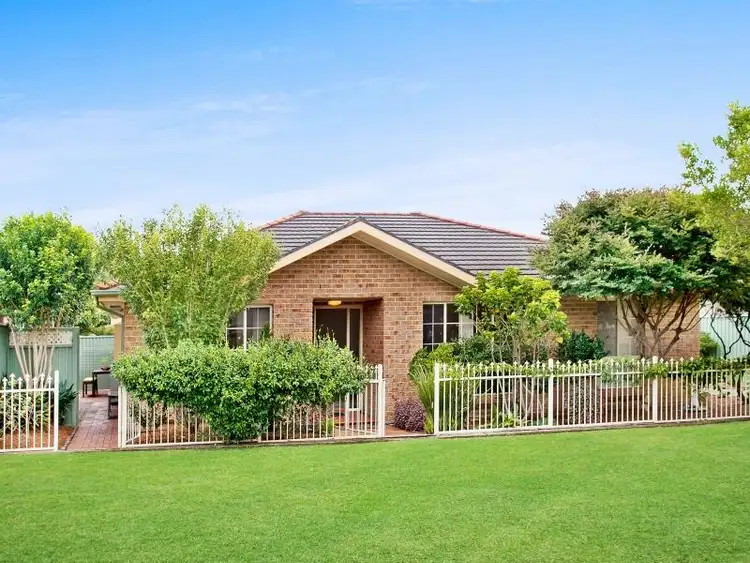 1/5 Cochrane Rd, Thirroul NSW 2515