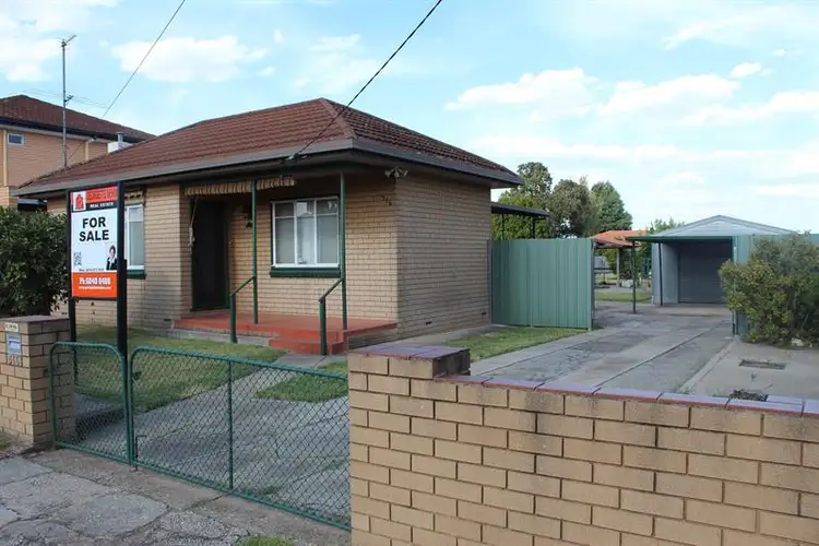 516 Kotthoff St, Lavington NSW 2641