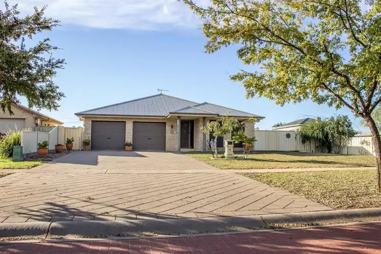 9 Keswick Pkwy, Dubbo NSW 2830