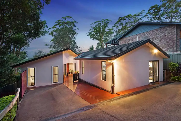 2A Hillcrest Rd, Empire Bay NSW 2257