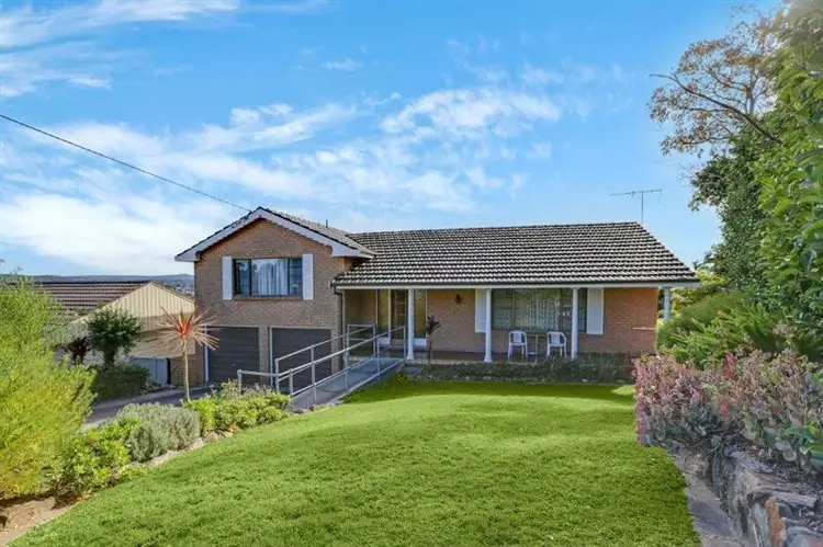 18 Kirkloch  Cl, Wallsend NSW 2287