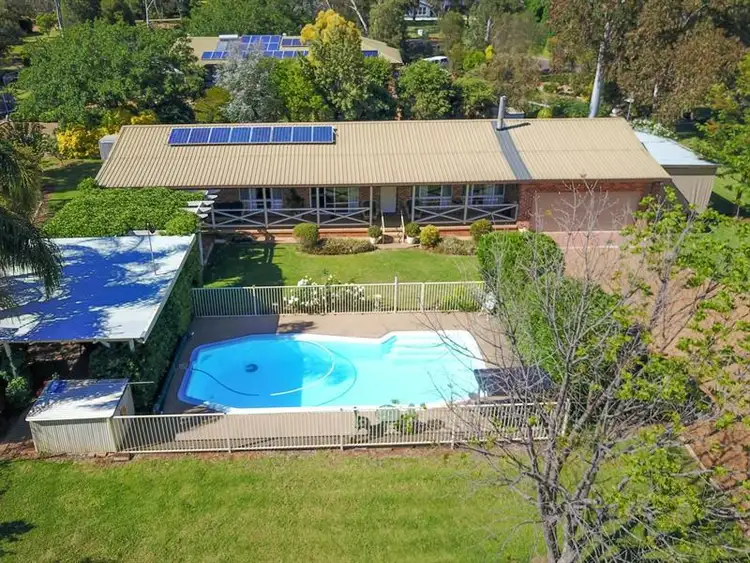 8 Lakeland Dr, Dubbo NSW 2830
