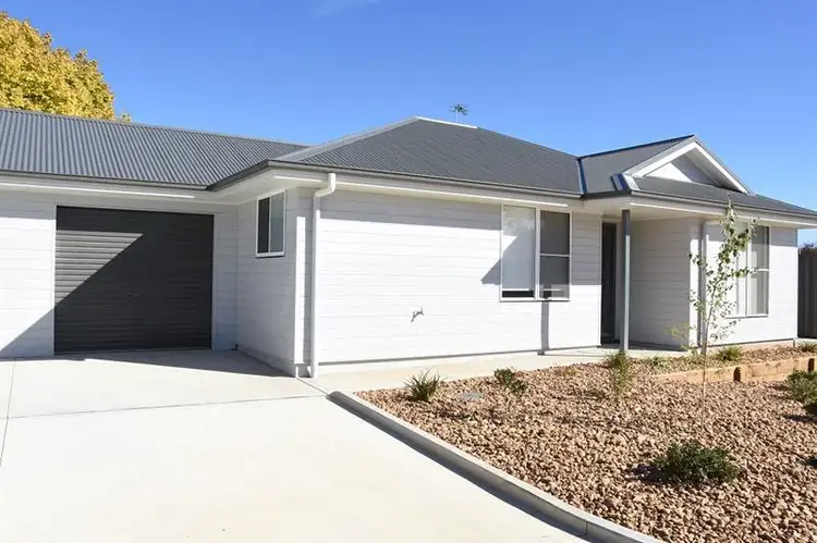 Main view of Homely unit listing, 2/43-45 Nile St, Orange NSW 2800