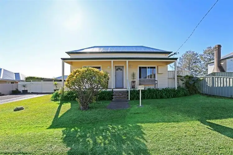 37 George St, Holmesville NSW 2286