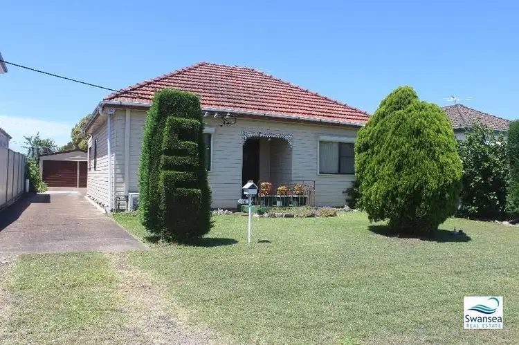 56 Pelican St, Swansea NSW 2281