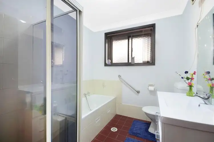 Fifth view of Homely villa listing, 24/196-200 Harrow Rd, Glenfield NSW 2167