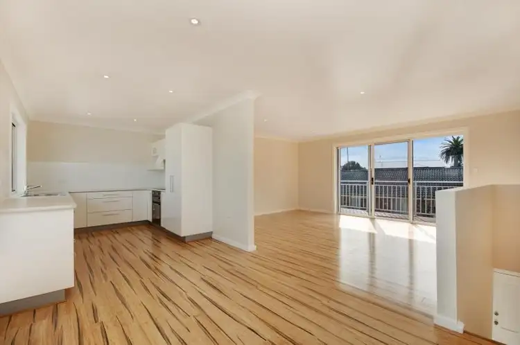 2/153 Booker Bay Rd, Booker Bay NSW 2257