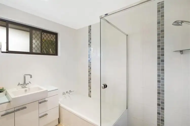 Seventh view of Homely house listing, 17 Japonica  Dr, Palm Beach QLD 4221