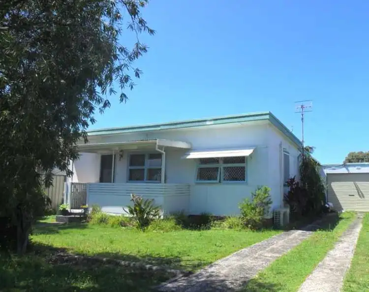 20 Breckenridge St, Forster NSW 2428
