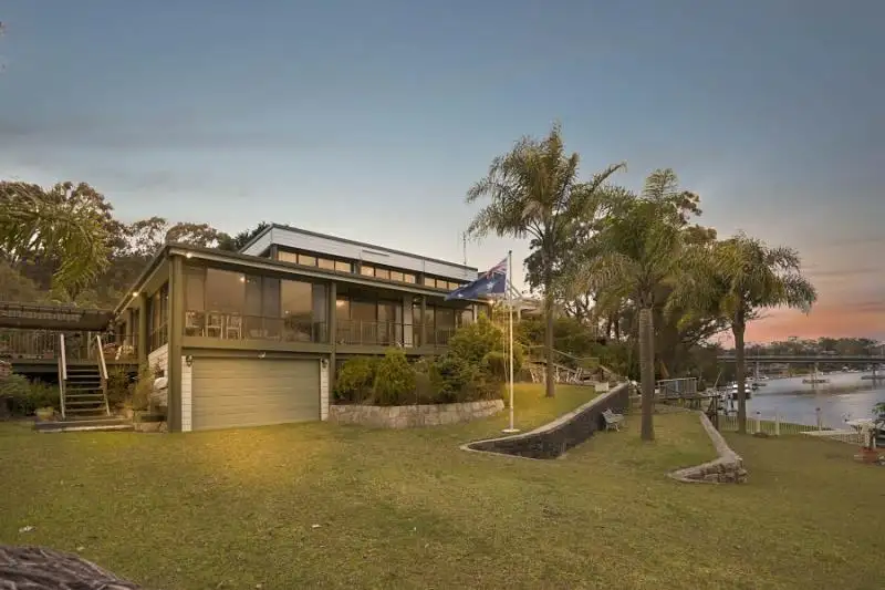 Main view of Homely house listing, 27 Empire Bay Dr, Daleys Point NSW 2257