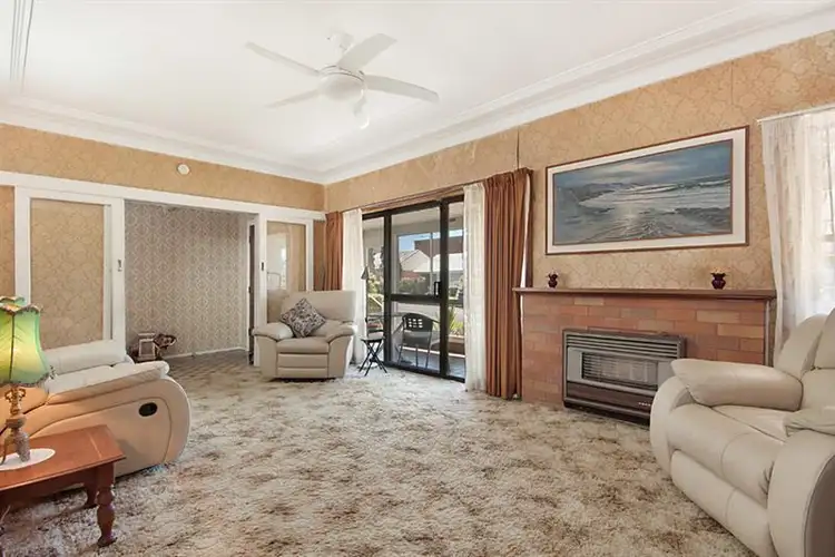 Fifth view of Homely house listing, 6 Cobbin Pde, Belmont NSW 2280