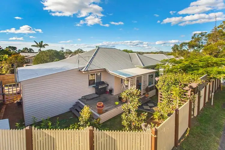Second view of Homely house listing, 128 Sexton St, Tarragindi QLD 4121