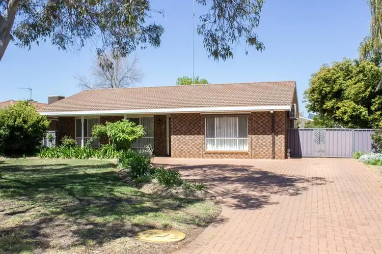 16 Nelson Pl, Dubbo NSW 2830