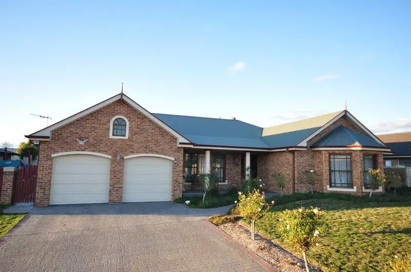 Main view of Homely house listing, 8 Gilroy Pl, Orange NSW 2800
