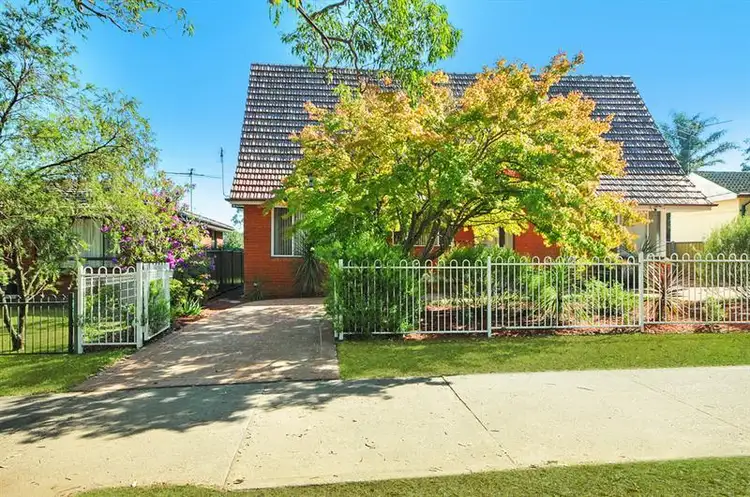 Second view of Homely house listing, 386 Hawkesbury Rd, Winmalee NSW 2777