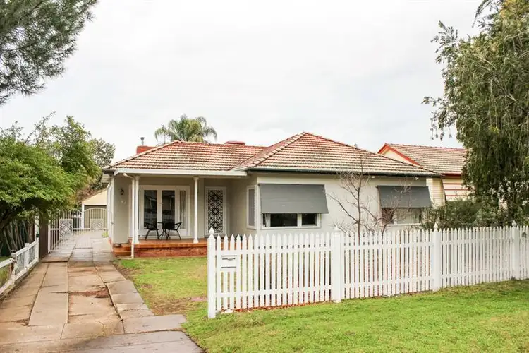 80 Taylor St, Dubbo NSW 2830