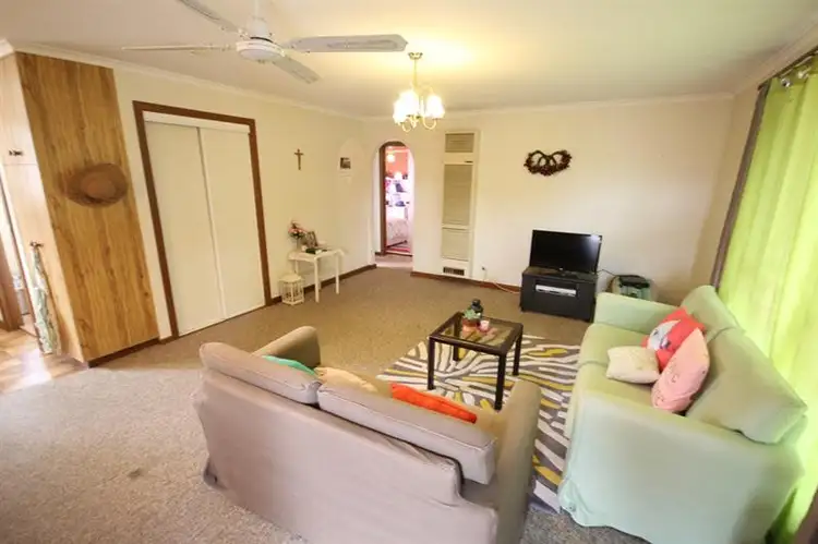 Third view of Homely block of units listing, 8 Glendaloch Ct, Lavington NSW 2641
