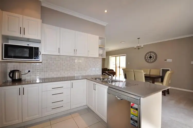 Fifth view of Homely unit listing, 1/105 March St, Orange NSW 2800
