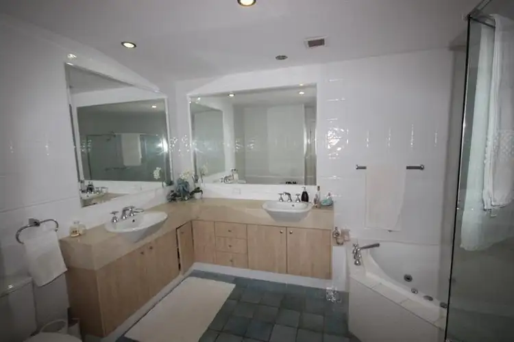 Fourth view of Homely unit listing, 3245 Palladian Dr, Hope Island QLD 4212