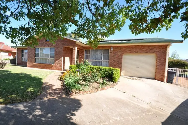 9 Andrew Pl, Dubbo NSW 2830