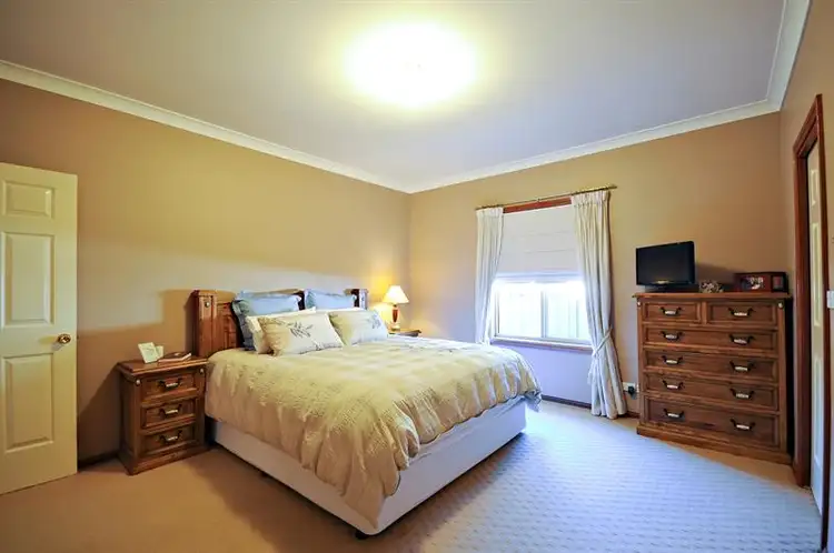 Sixth view of Homely house listing, 15 Thorby Ave, Dubbo NSW 2830