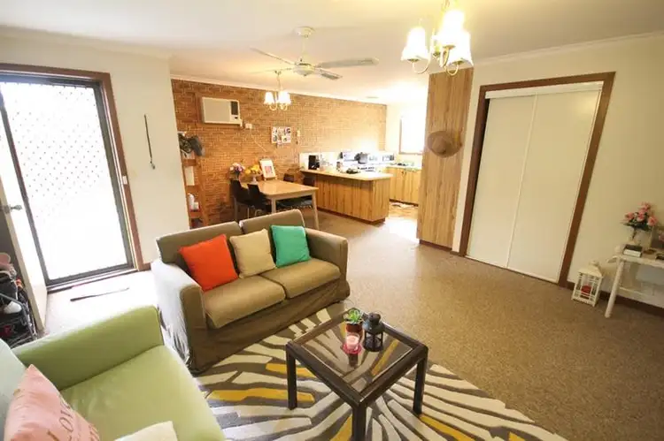 Fifth view of Homely block of units listing, 8 Glendaloch Ct, Lavington NSW 2641