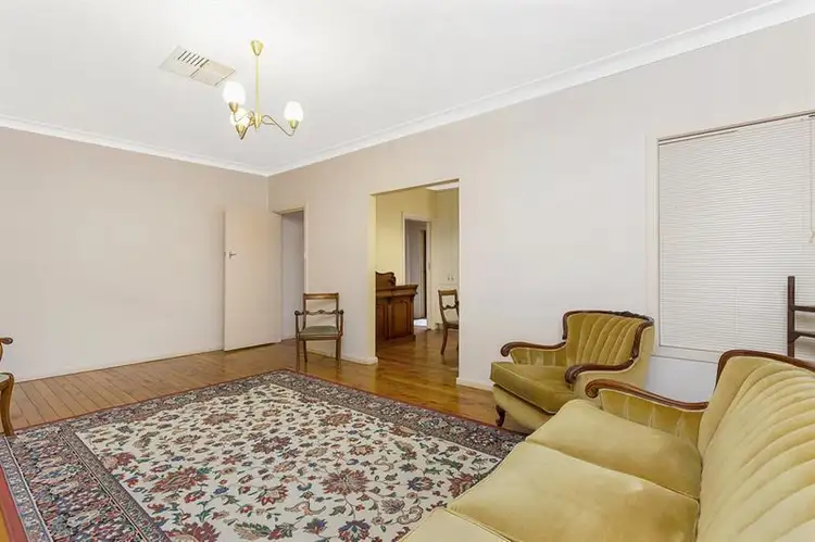 Second view of Homely unit listing, 2/506 Thurgoona St, Albury NSW 2640
