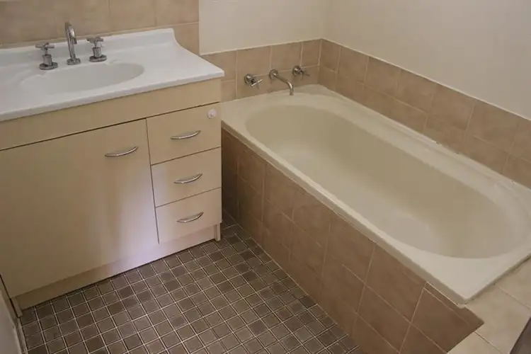 Sixth view of Homely house listing, 8 Webber Dr, Dubbo NSW 2830