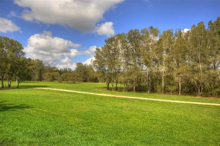 21 Casuarina Dr, Elanora QLD 4221