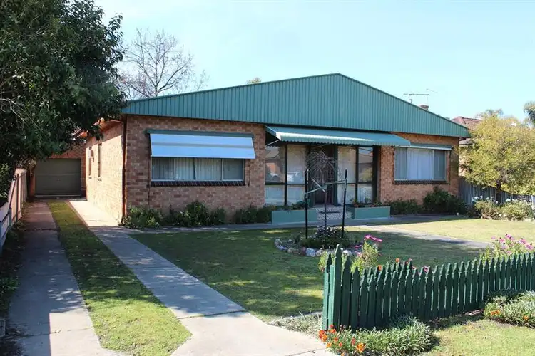 976 Tullimbar St, North Albury NSW 2640