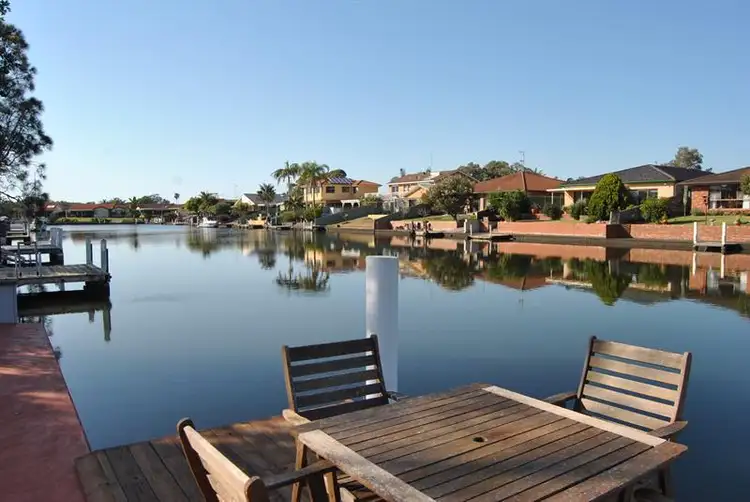 63 Elouera Cres, Forster NSW 2428