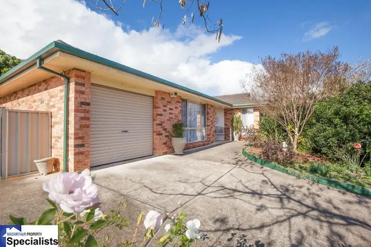 74 Carbasse Cres, St Helens Park NSW 2560