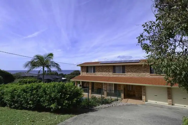 2 Charles St, Forster NSW 2428