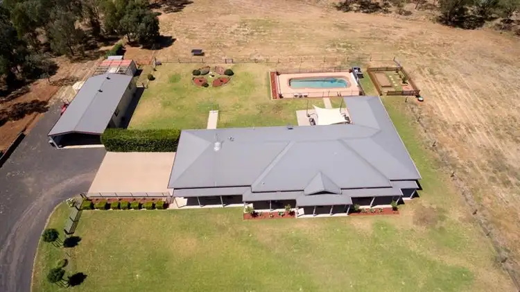 74 Torryburn Way, Dubbo NSW 2830