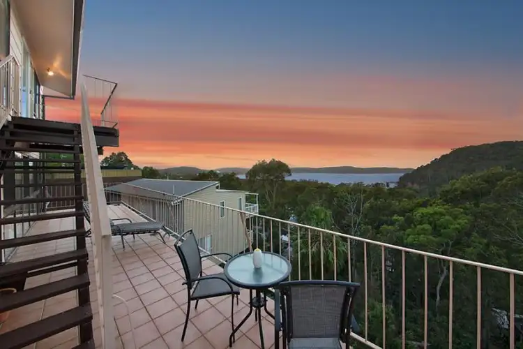 44 Onthonna Tce, Umina Beach NSW 2257